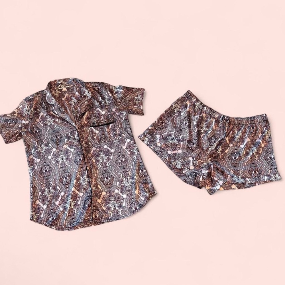 Victoria’s Secret Paisley Satin Pajama Set (Medium)